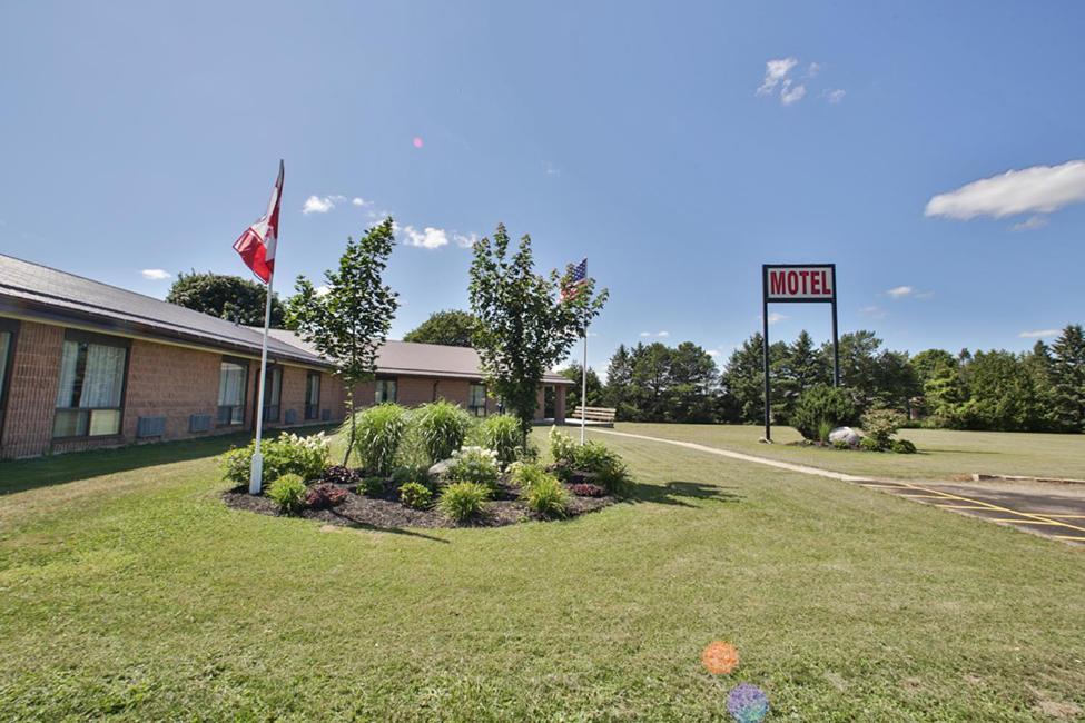 King Hotel Palmerston Bagian luar foto