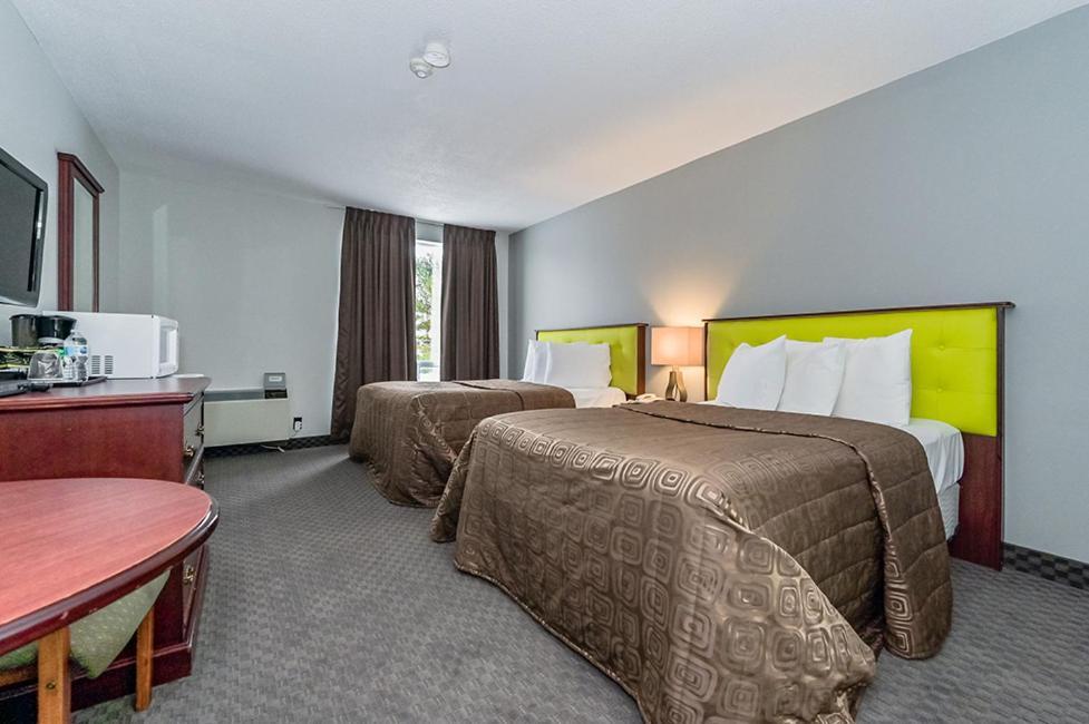 King Hotel Palmerston Bagian luar foto