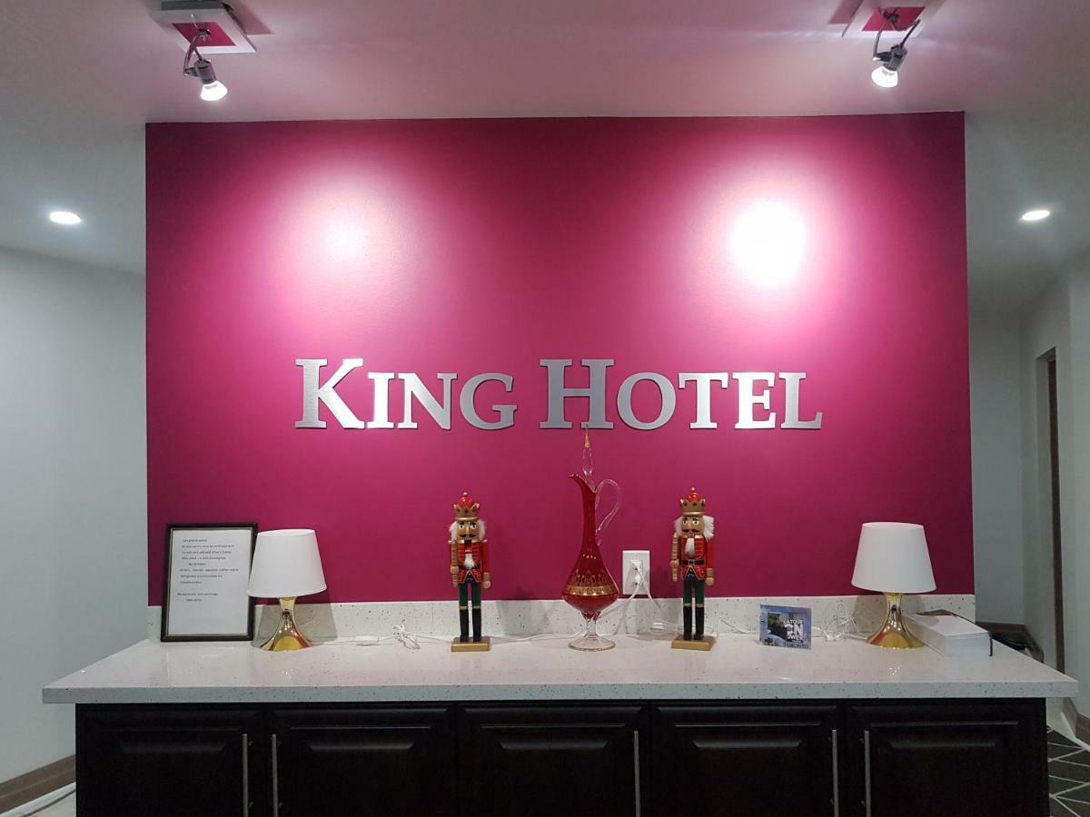 King Hotel Palmerston Bagian luar foto
